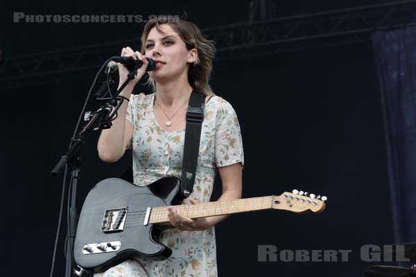 WOLF ALICE - 2018-06-17 - BRETIGNY-SUR-ORGE - Base Aerienne 217 - Main Stage - 